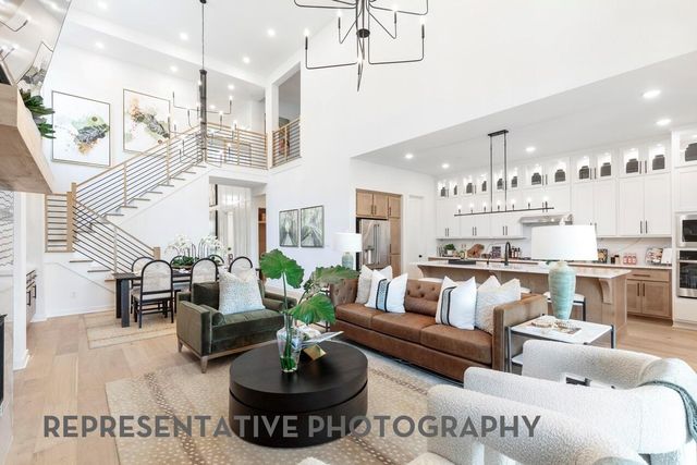 21110 Aspen Adela Cv — Emory Glen
