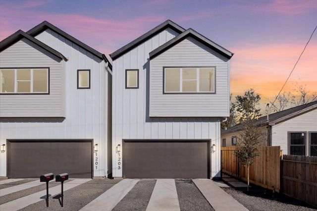 1203 E 27th St — SUNSET HEIGHTS