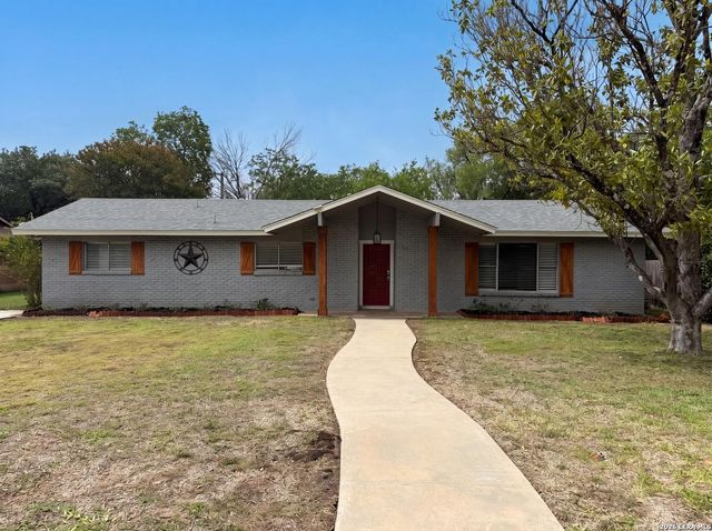 1118 MELISSA DR — CASTLE PARK