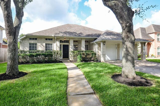 610 High Meadows Dr — Autumn Ridge Sec 1