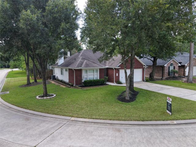 47 Hidden Meadow Dr — Wdlnds Village Alden Br 41