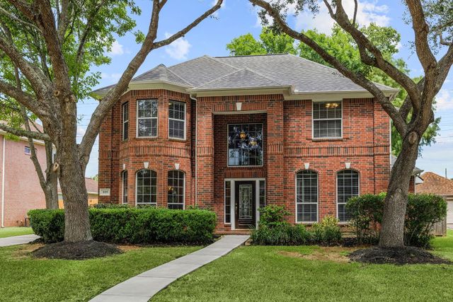 8319 Big Bend Dr — Greatwood Brooks Mill