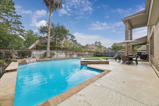 6103 Rustic Creek Ln — Kings Point