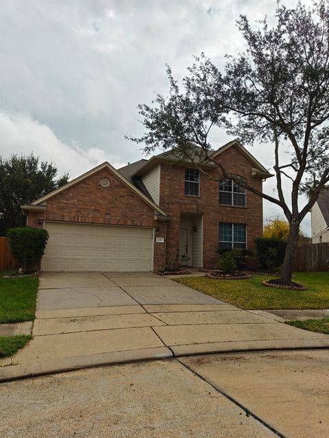 16327 Sitella Court — Oak Lake court