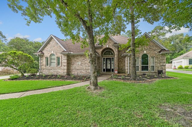 6122 Bluebonnet Pond Ln — Kings Point Village