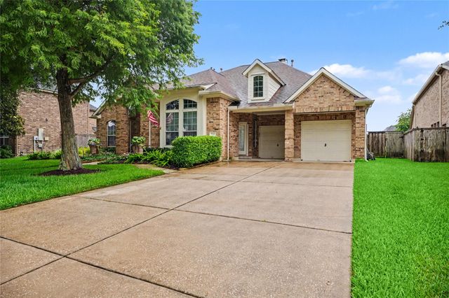 1541 Moncrey Ave — Victory Lakes Sec 4 2005