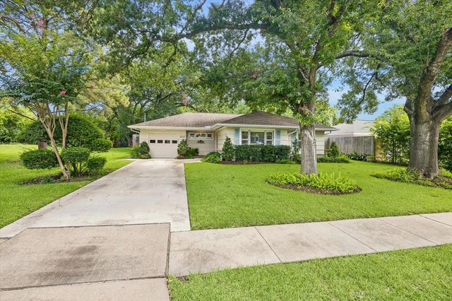 4712 Glenmont St — Twin Oaks Sec 03