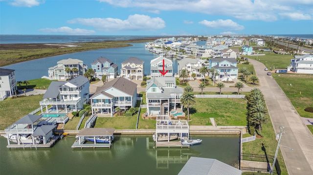 4118 Sand Hill Ct — Sunset Cove