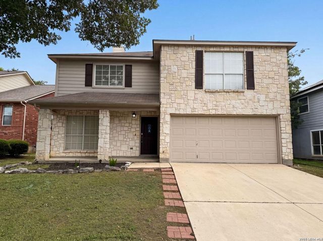 8423 BERRY KNOLL DR — HERITAGE HILLS