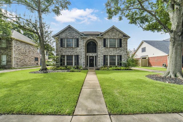 126 Shadow Wood Dr — Sugar Mill Sec 5