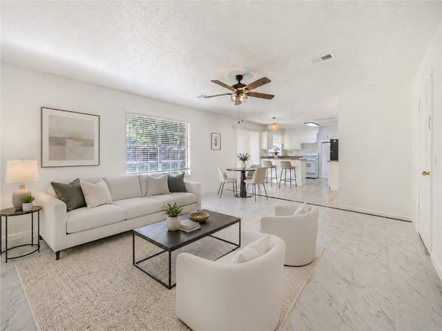 3515 Green Fields Dr — Settlers Park Sec 2
