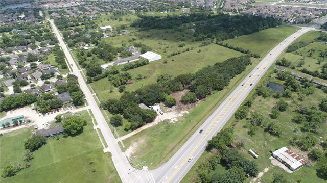 2385 Austin St — League City Div C