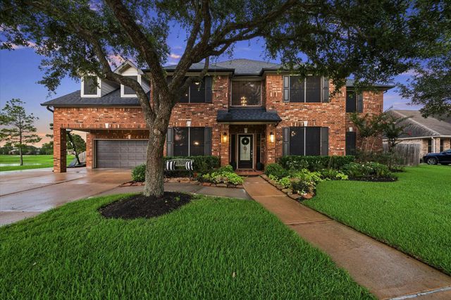 1407 Bentlake Ln — The Lakes At Highland Glen Sec