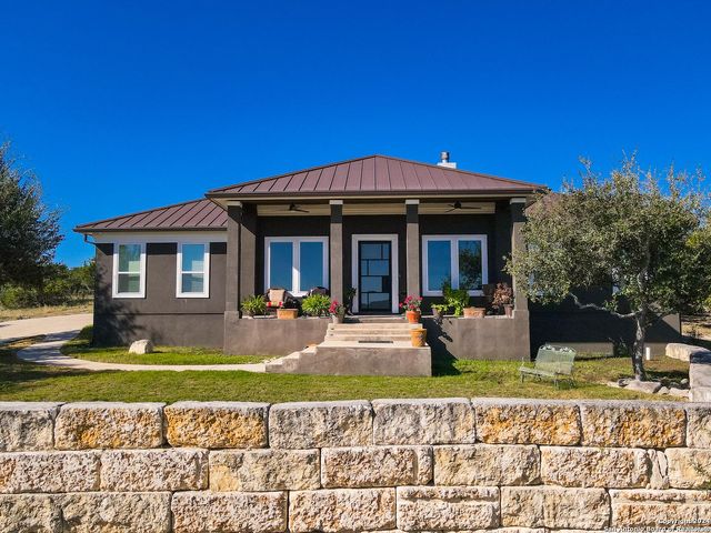 221 BENTWOOD DR — RIVER CROSSING