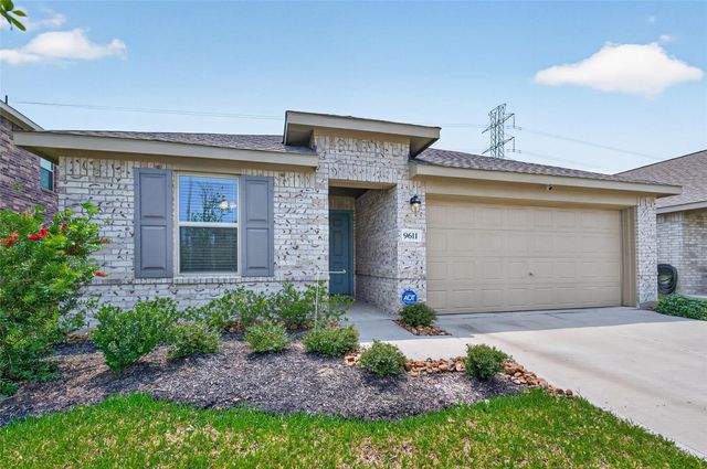 9611 Atwood Lake Dr — Sterling Point Sec 9