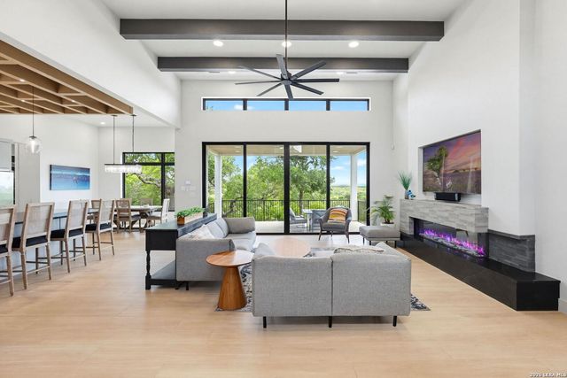 315 Lantana Mesa — Lantana Ridge