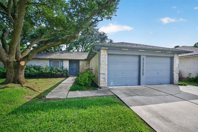 17126 Hewing Dr — Heritage Park Sec 06