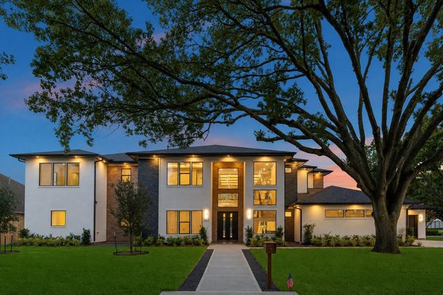 302 Piedmont St — Venetian Estates