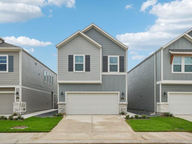 1027 Cedar Place Ln — Parkway Commons