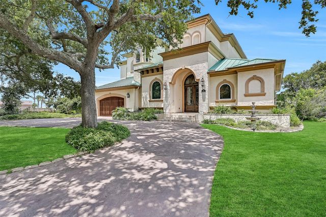 1301 Harbor View Dr — Harborview 1