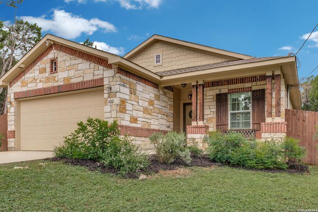 422 Weatherby Dr — COMAL HILLS