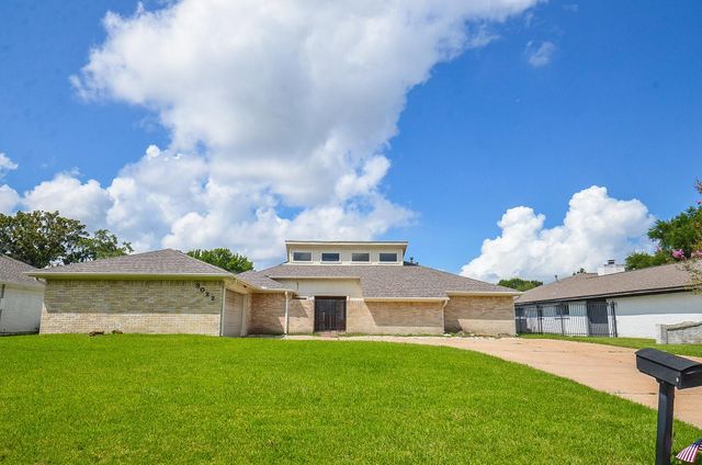 3022 Cypress Point Dr — Quail Valley La Quinta