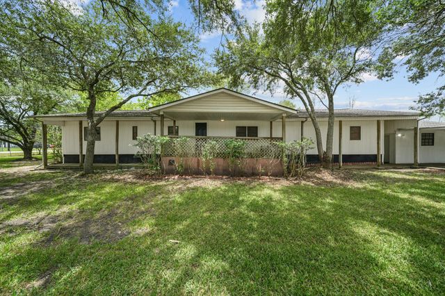 3932 Allen Rd — Windsong Flora Add Sec 9