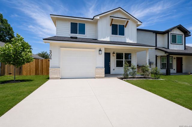 304 W MARTINDALE ST — Martindale Heights