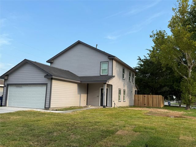 1327 5th Ave N — Wayside Place