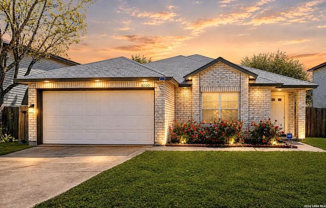 8050 Chestnut Cape — MEADOW BROOK