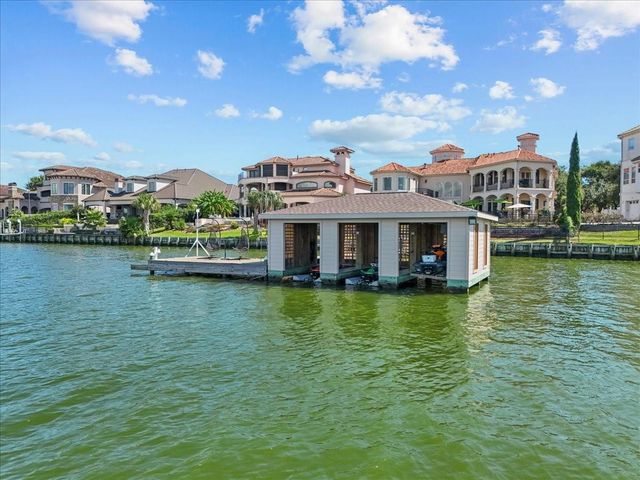 1628 Enterprise Ave — South Shore Lake Estates 98