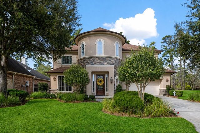 3303 N Cotswold Manor Dr — Barrington