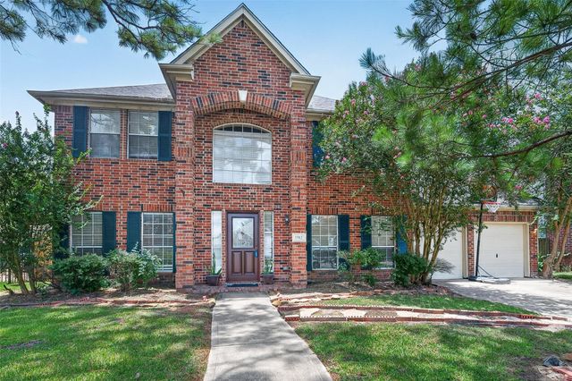 1512 Pine Grove Ln — Pine Hollow Sec 1-A/1-B/1-C