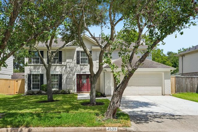 4539 Pioneer Trail St — Lakefield Sec 1
