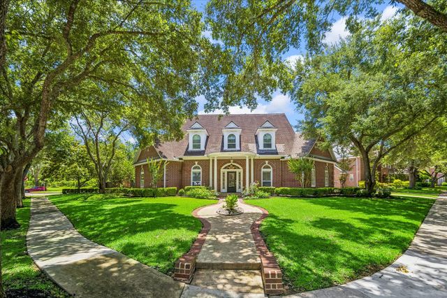 4003 Woodbriar Ct — Colony Woods