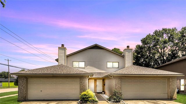 1101 Wilson Dr — Pecan Park Sec 1