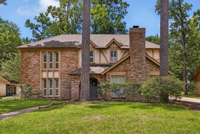 2210 Laurel Hill Dr — Trailwood Village