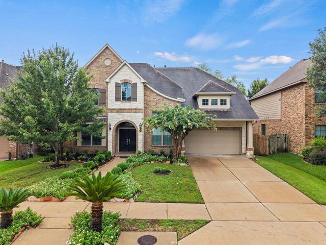 66 Genova Way Ln — Sienna Village Of Bees Creek