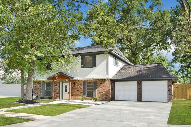 3704 Winter Haven Dr — Whispering Pines
