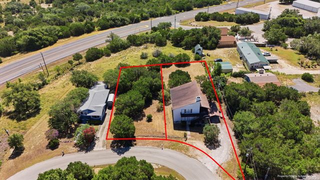 541 Canyon Circle Dr — CANYON LAKE ACRES