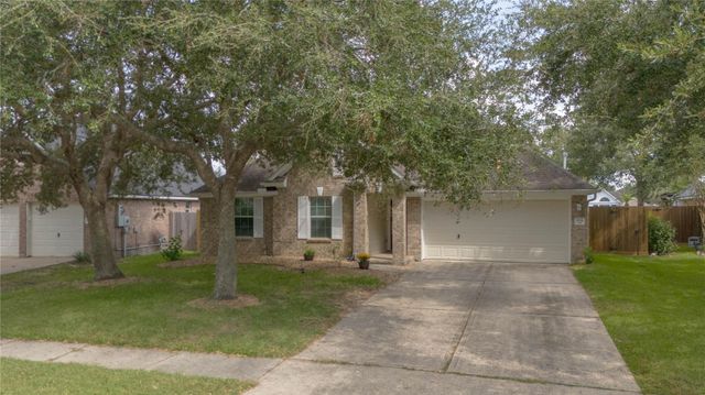 2131 Lakewind Ln — Brittany Lakes