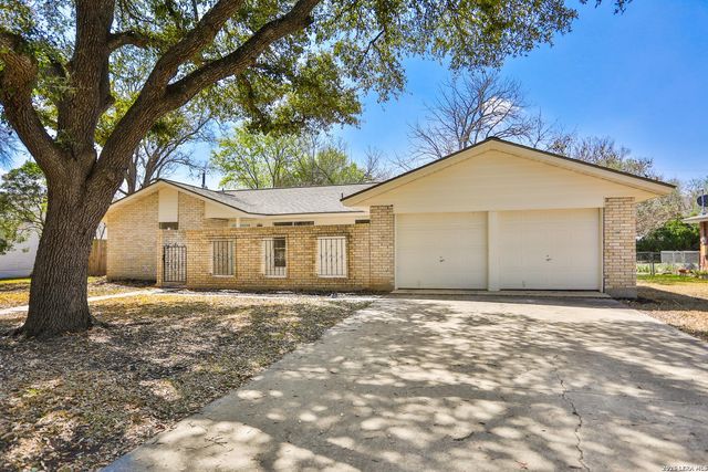 131 CREEKSIDE DR — CHAPARRAL CREEK