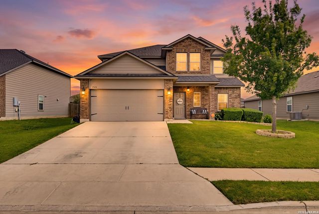 1524 BIRMINGHAM DR — THE MEADOWS