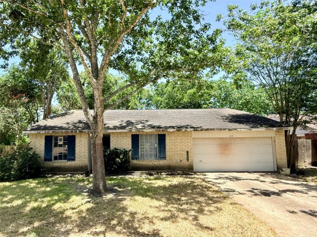 6212 Creekside Ln — Countryside