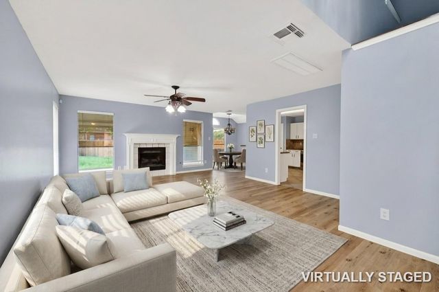 3608 Lochmoor Ln — Riverwalk Sec 1-2 Pearland