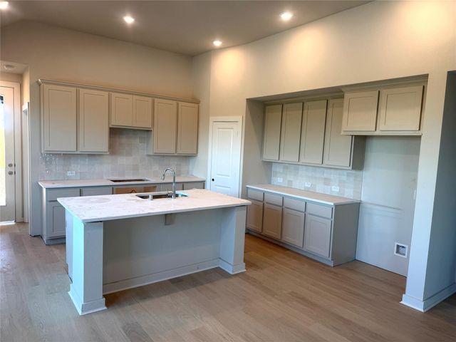 5538 Hibiscus Cove Ln — Brookewater