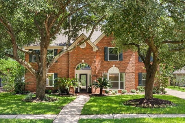 4519 Warwick Dr — Commonwealth Oxford