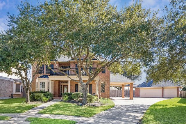 2202 SUMMER WIND DRIVE — GREATWOOD HIGHLAND PARK