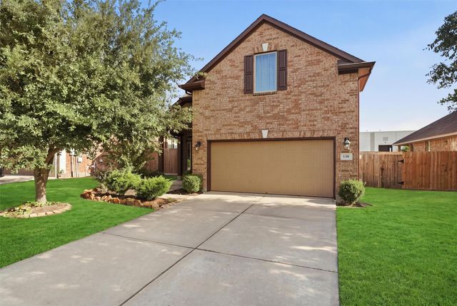 138 Bayside Crossing Dr — Bayside Xing