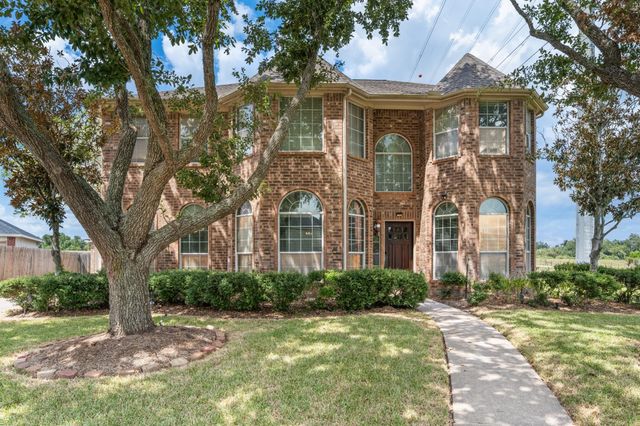 2902 Brannon Hill Ln — Riverpark
